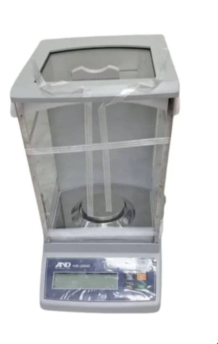 ترازو and HR200D دقت یکدهزارم g210
